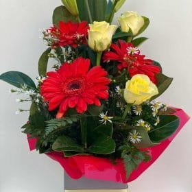 Gerbera roses arrangement
